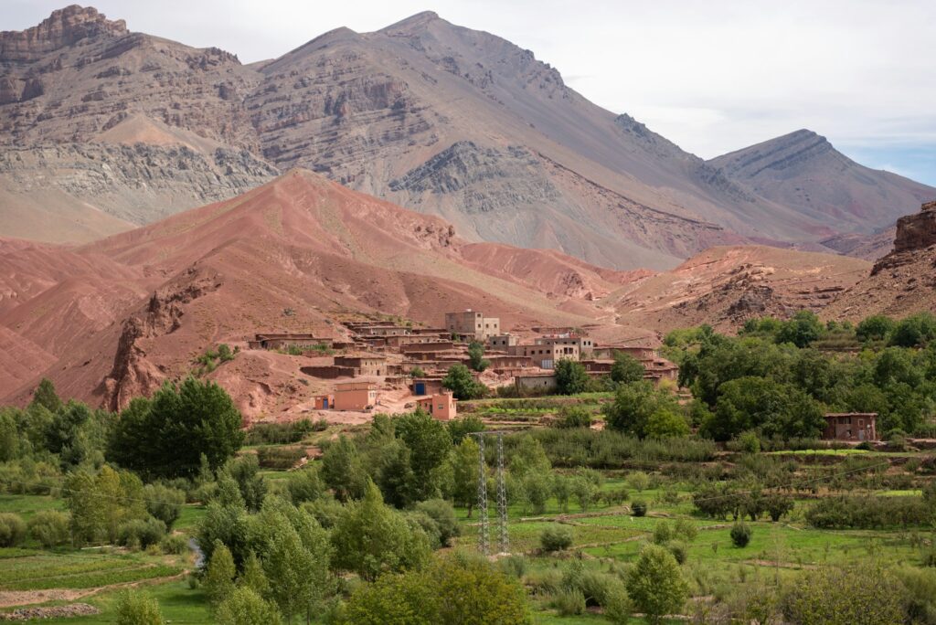 a village in the middle of a mountain range - 2-day desert tour from Ouarzazate